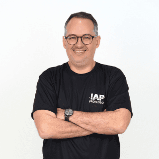 Foto do professor Filipe Maux